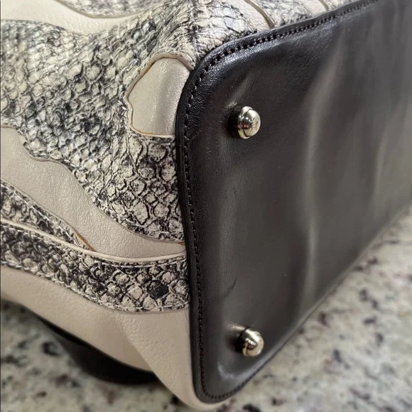 Brahmin Medium Asher Tote in Crème Solmar Colorway EUC - Picture 8 of 17